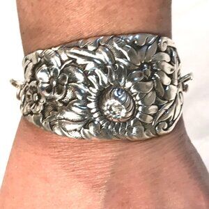 Antique Victorian Bouquet SunFlowers Solid Sterling Silver Floral Cuff Bracelet